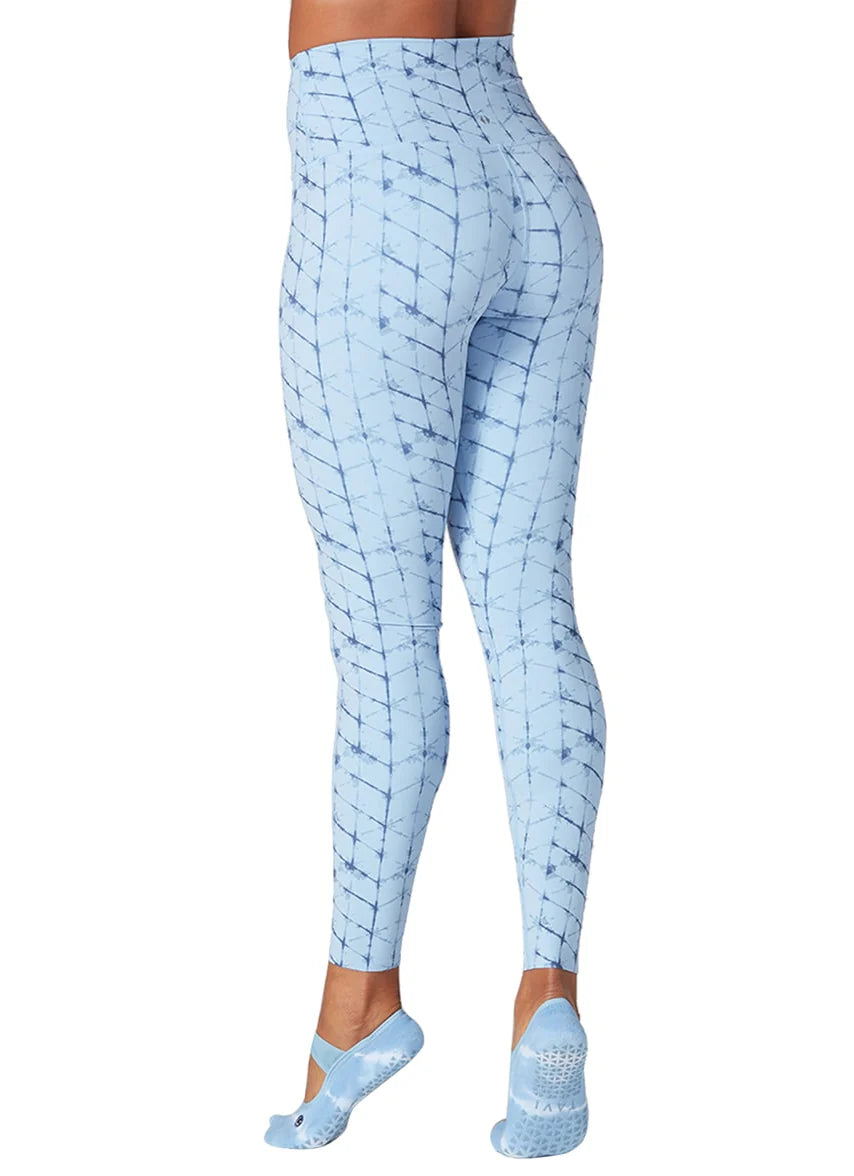 Tavi High Waisted 7/8 Legging - Wave Chevron