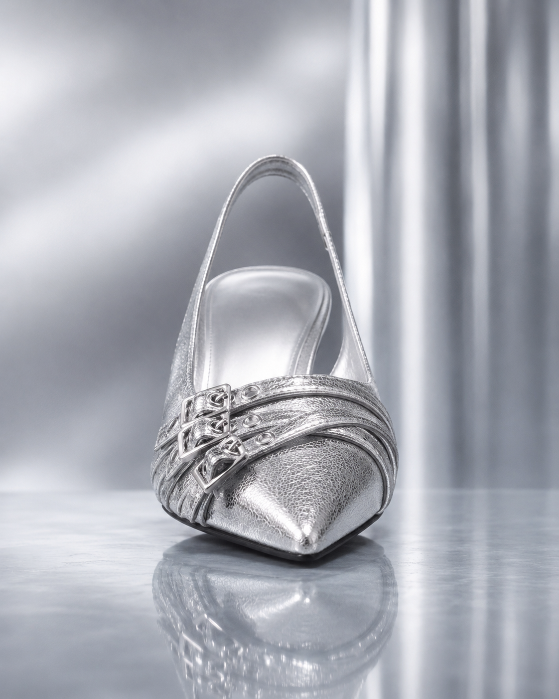 Nine West Capekap Pointed Toe Slingback Heels – Silver Crinkle