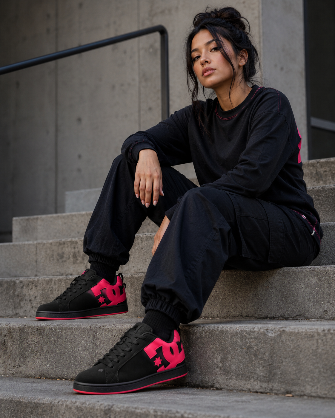 DC Shoes Court Graffik Women’s Skate Shoes — Black/Hot Pink