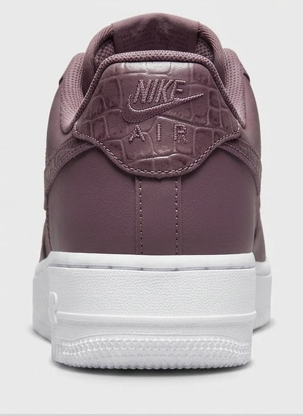 Nike Women's Air Force 1 '07 SE – 'Pebble Croc' Muted Plum / White